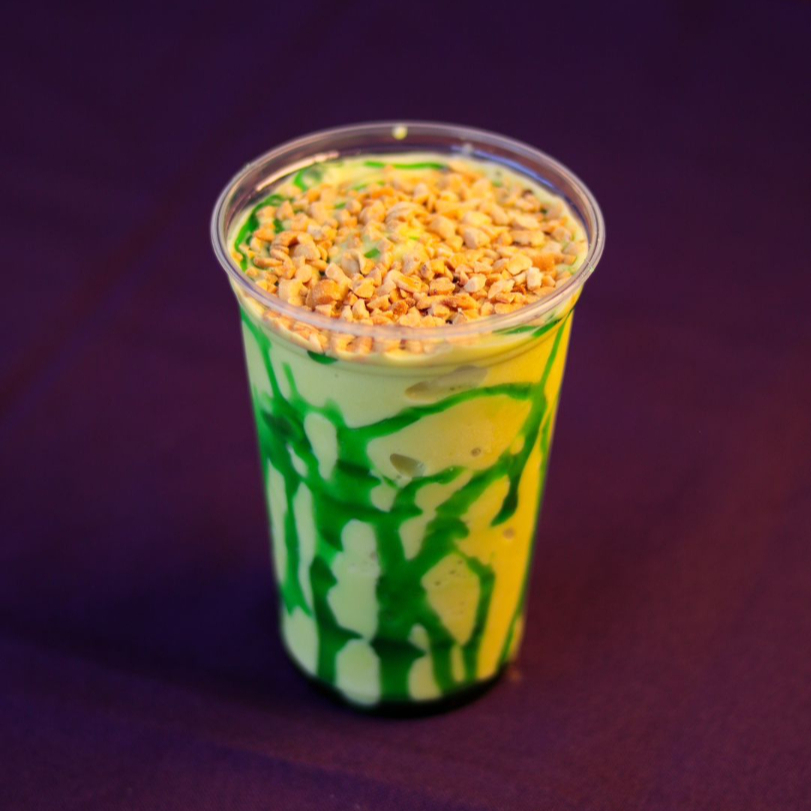 Feito com Creme americano especial, nosso Milk Shake mantém a consitência cremosa e encorpada por mais tempo, ele chega na sua casa e continua gelado, saboroso e com textura ideal sem ficar aguado. Peça já e aproveite!