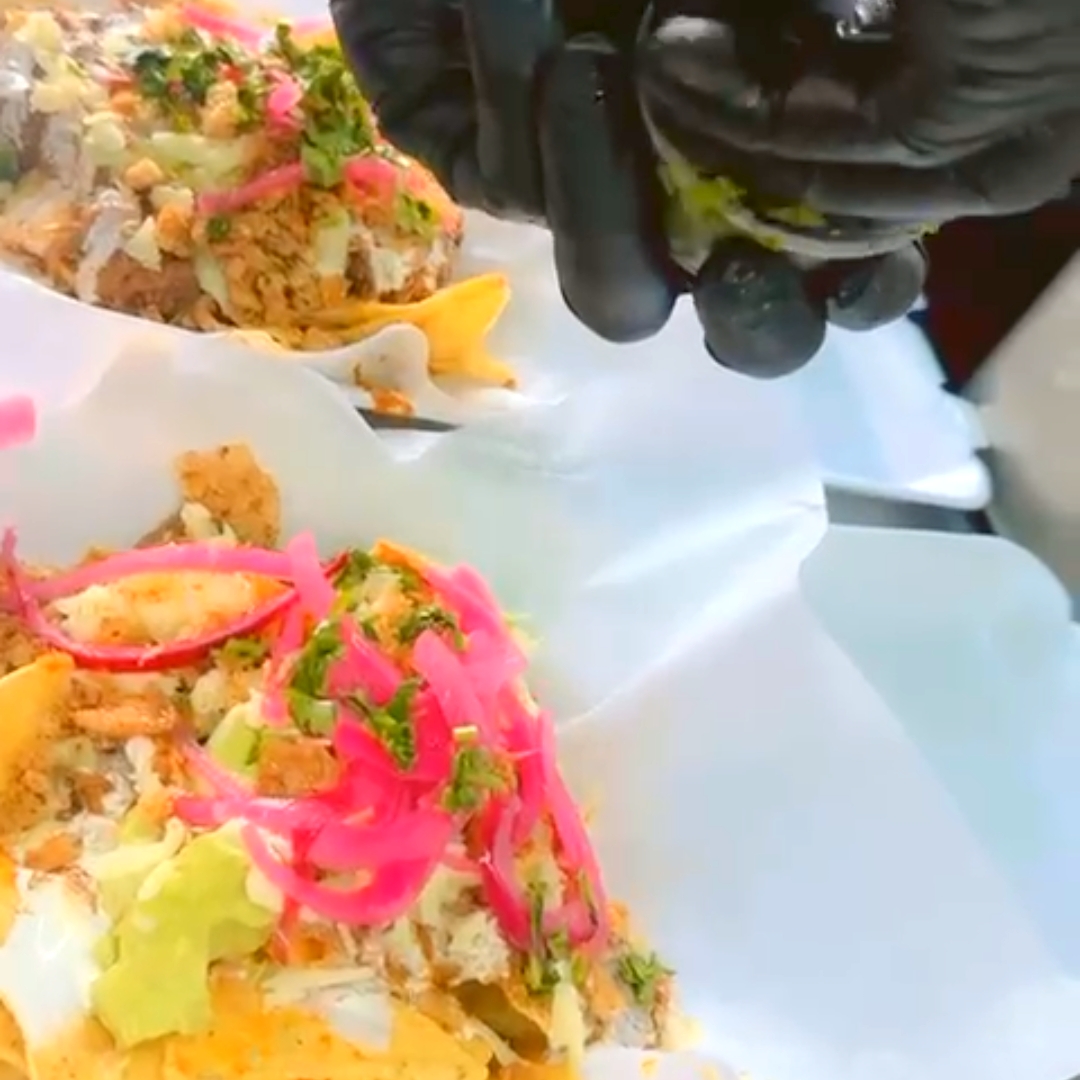 CHILAQUILES DE BIRRIA