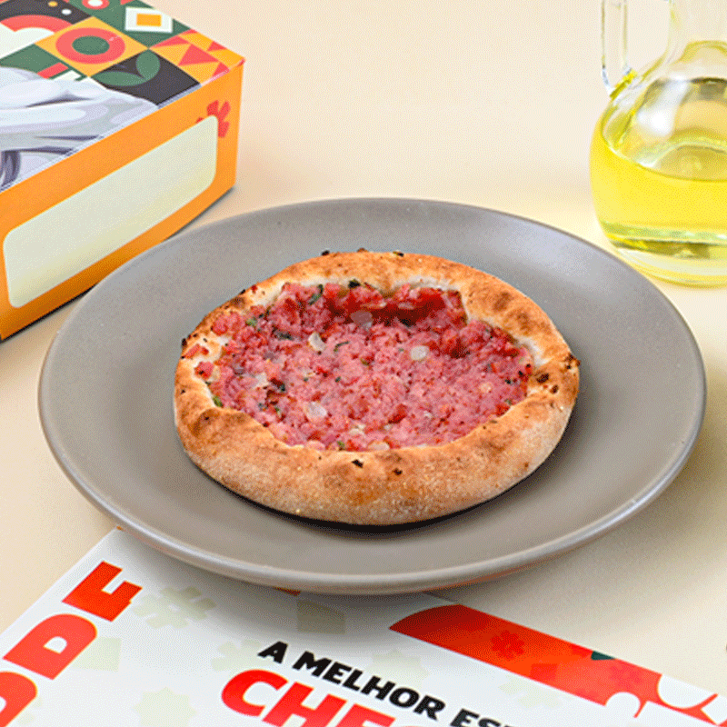 Recheio saboroso de calabresa, com um toque de temperos especiais, envolto em uma massa macia e crocante. Uma explosão de sabor que vai conquistar quem ama um bom lanche. Peça agora e experimente essa combinação irresistível!