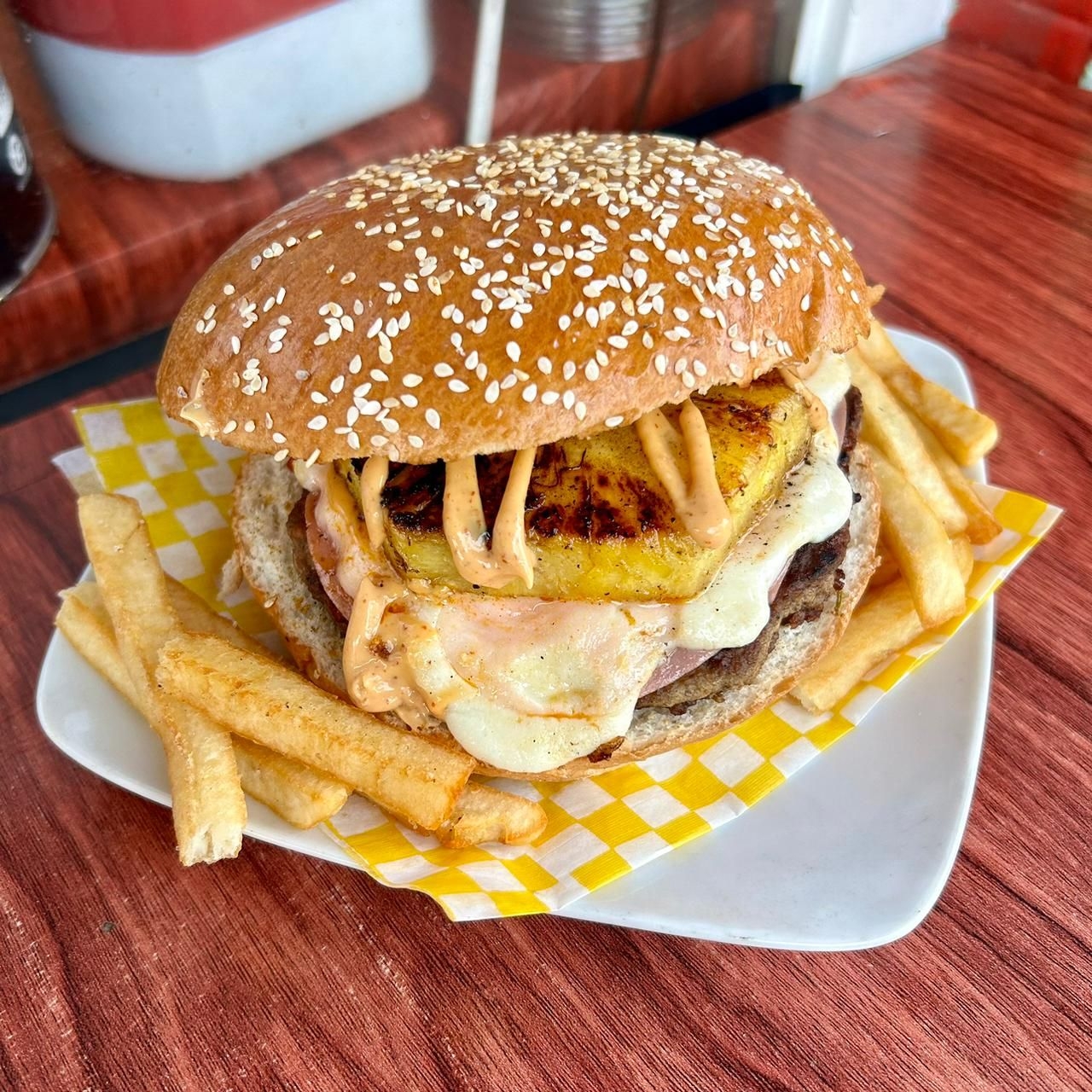 Hamburguesa Hawaiiana
