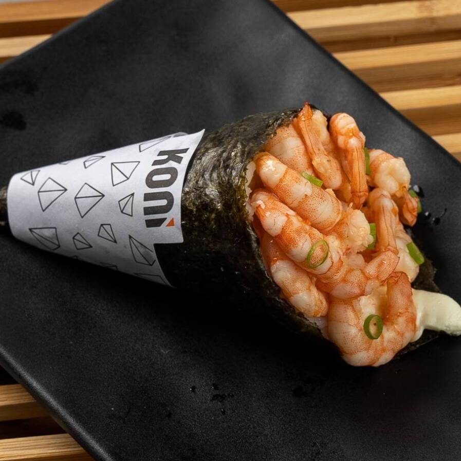 Camarões temperados com sour cream e molho de pimenta sweet chilli.