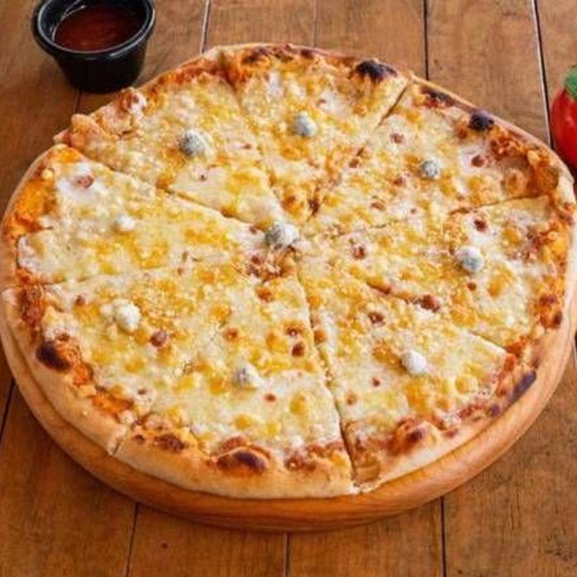 Pizza 4 Quesos