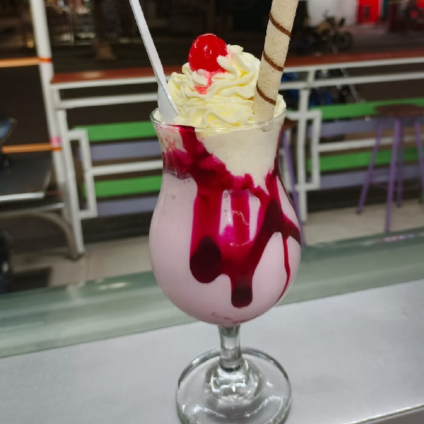 Malteada 16 oz Chantilly