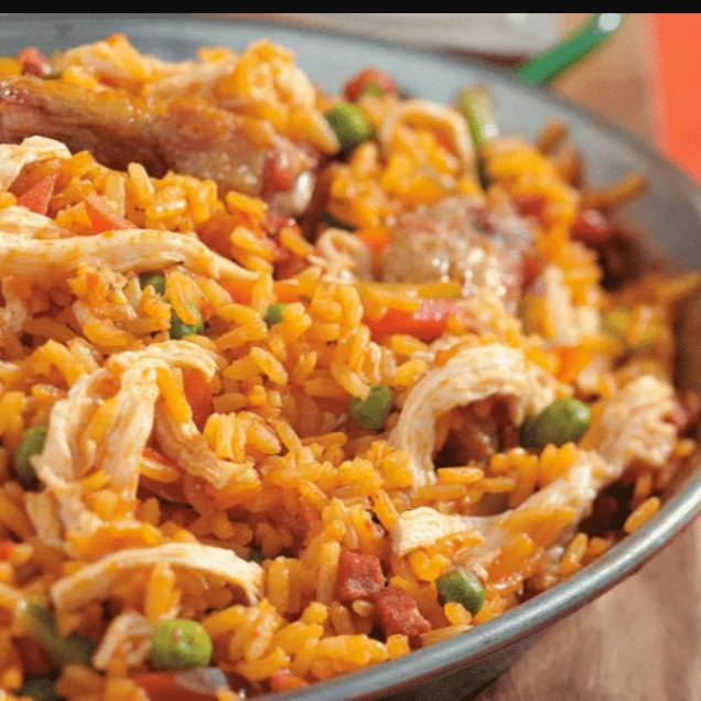 Arroz con Pollo Medio
