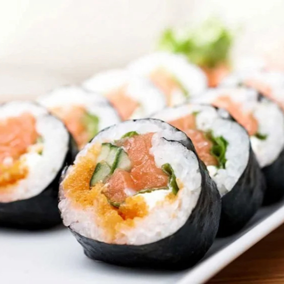 Ojo de Pescado Roll 12 Bocados