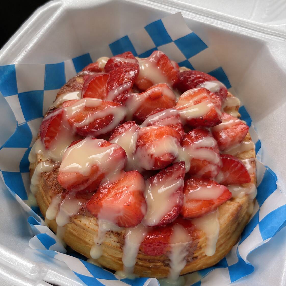 FRESAS CON CREMA