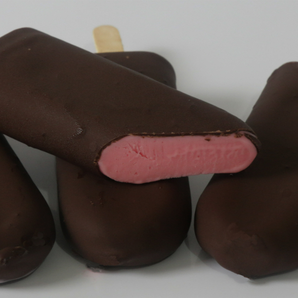 Picolé esquimó de morango