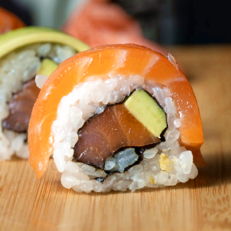 Rollos Especiales Frios Sake Roll