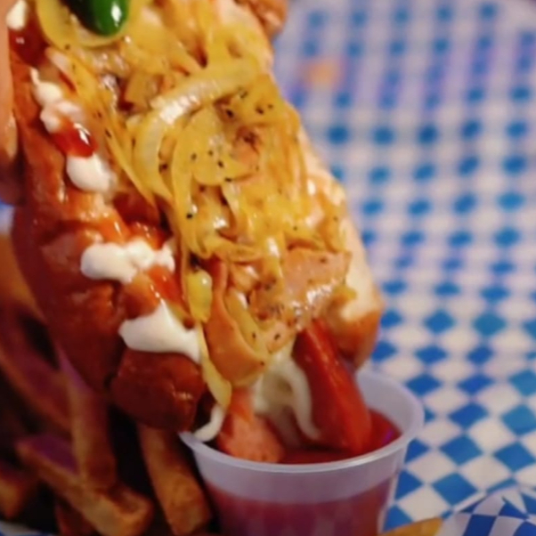 Hot Dog Clasico alas Cheves