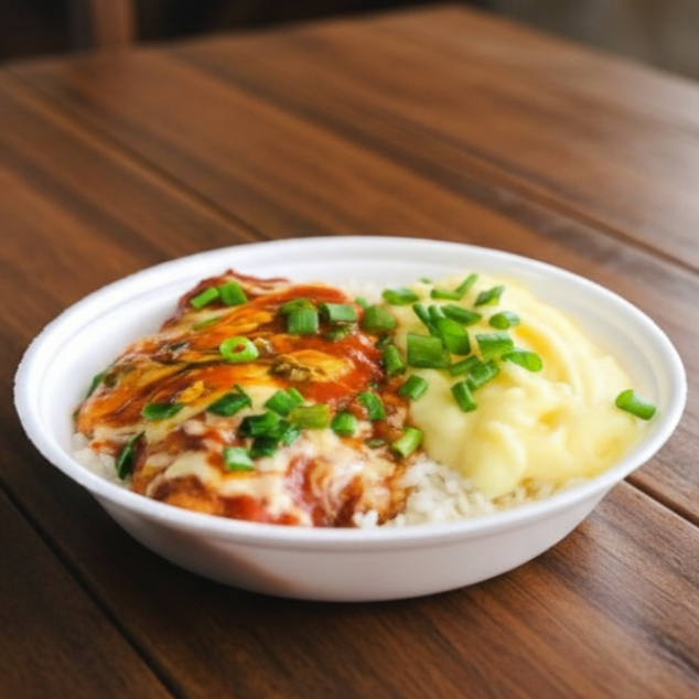 Marmita com delicioso filé de frango parmegiana (empanado na massa crocante coberto com molho de tomates e queijo) acompanhado de arroz branco e purê de batata.. Marmita indicada para 01 pessoa.