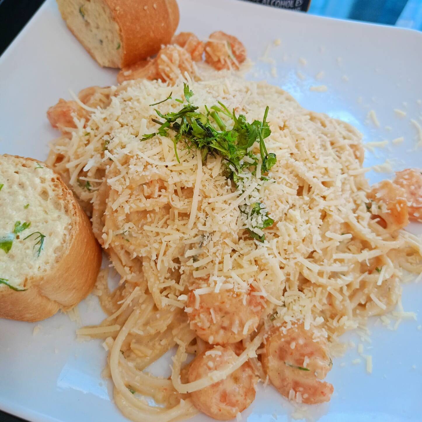 Pasta con Camarones