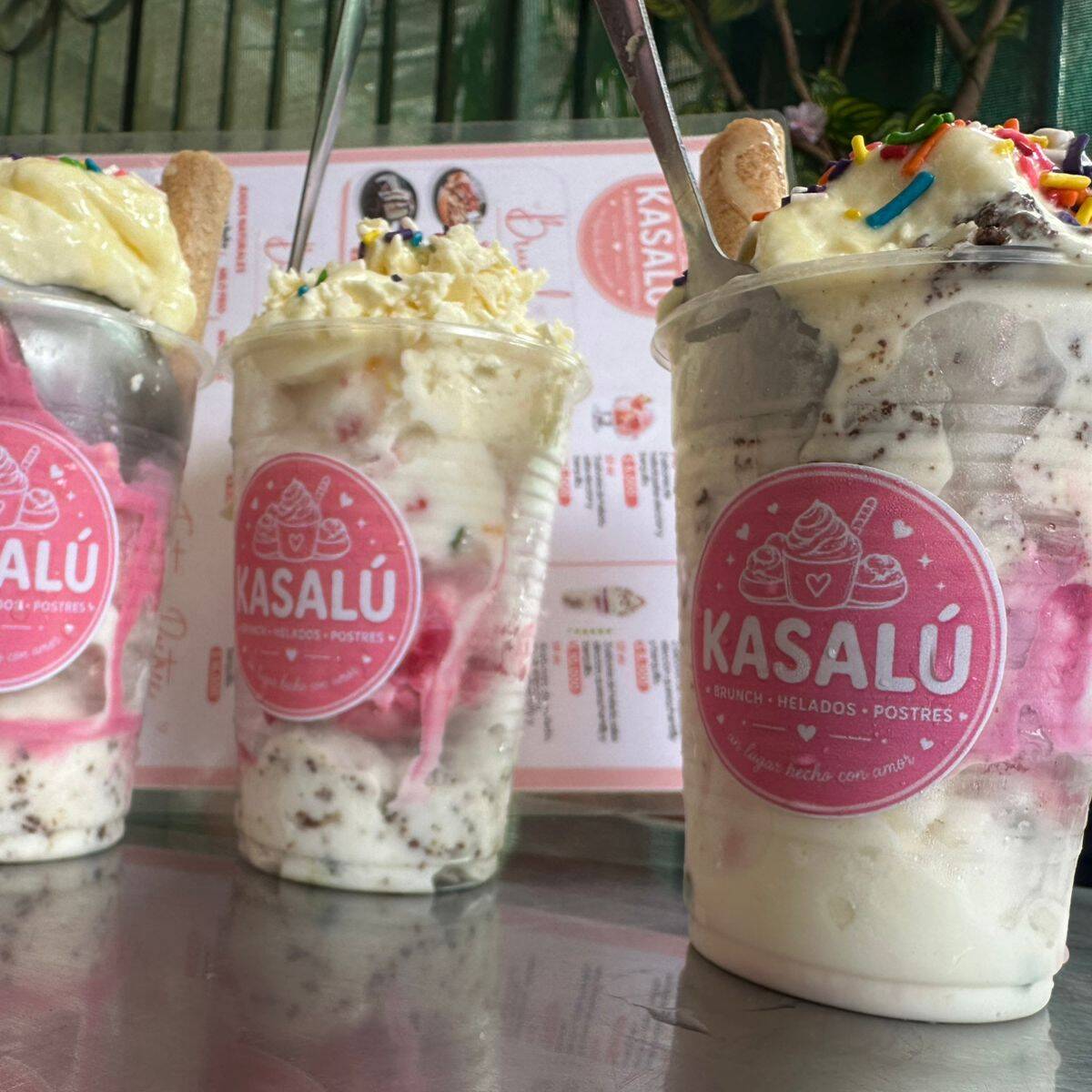 Vaso Mix ( 2 Bolas de Helado)