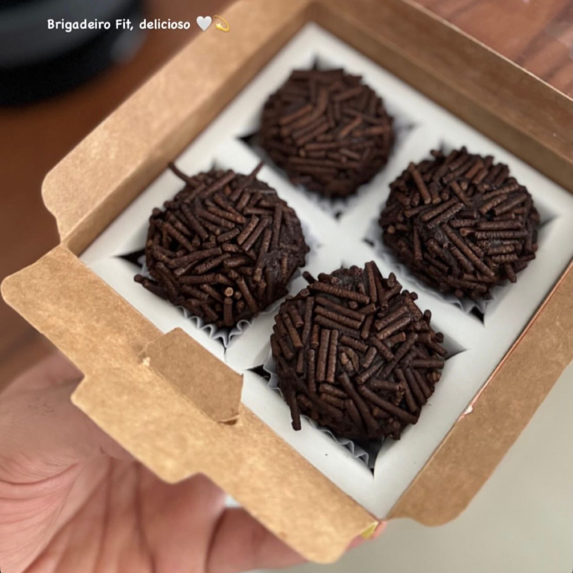 Biomassa de banana verde, cacau em pó 100%, mel ,manteiga zero lactose , granulado zero lactose