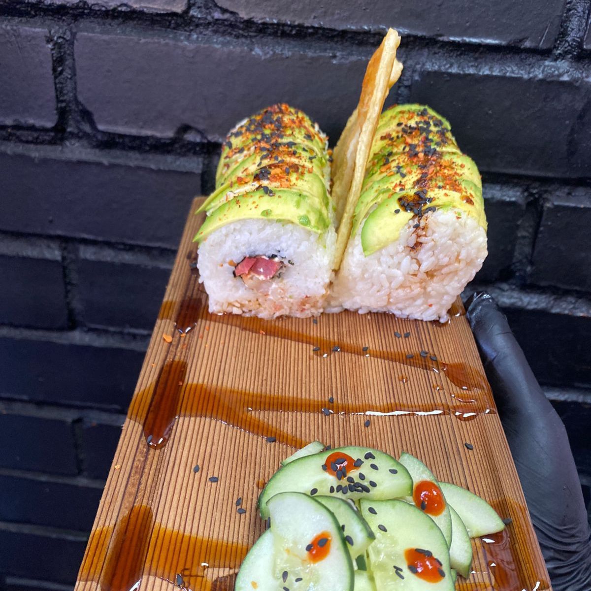 Baja Mar y Fuego Roll
