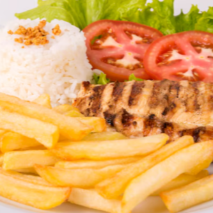 Pechuga a la Plancha con Papas Fritas y Arroz