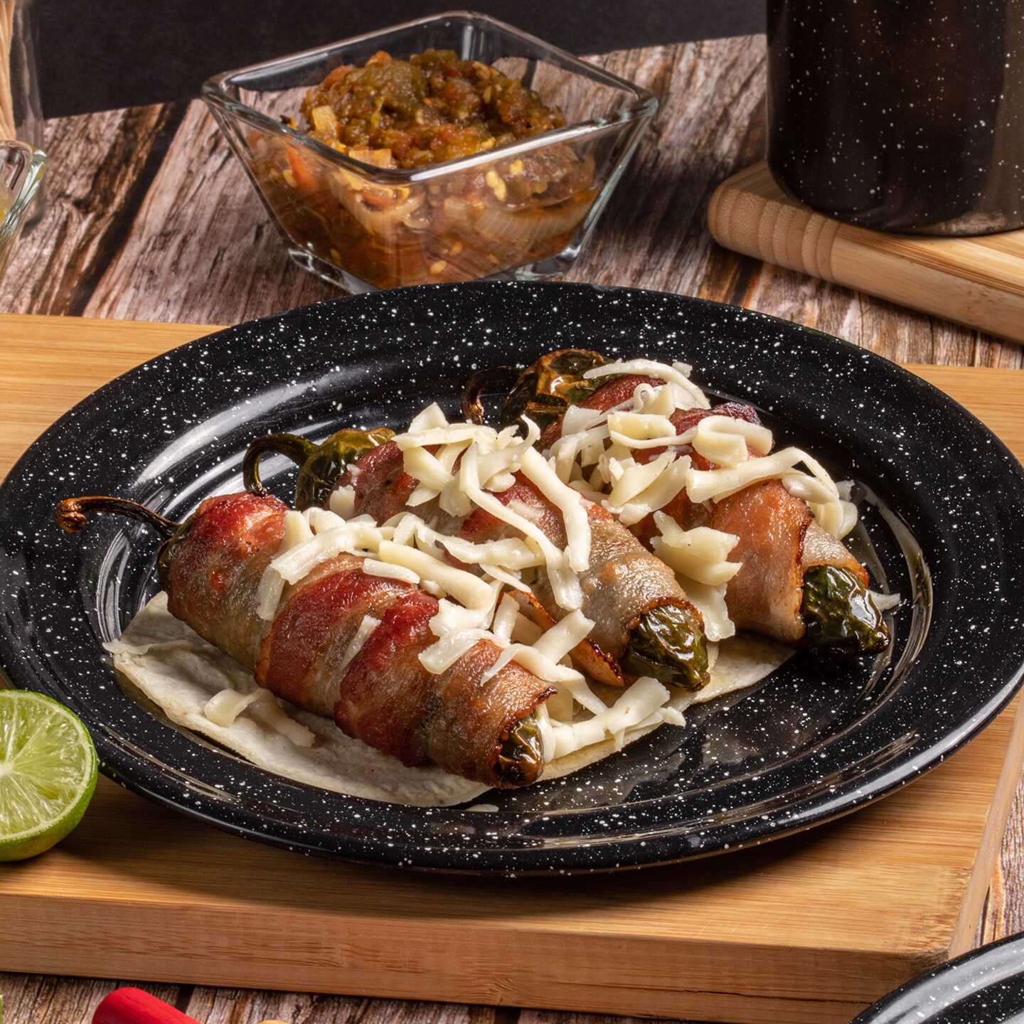 Chiles Jalapeños Rellenos Queso y Tocino