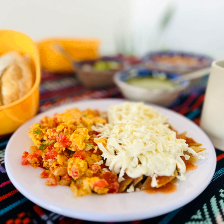 Chilaquiles con Huevo