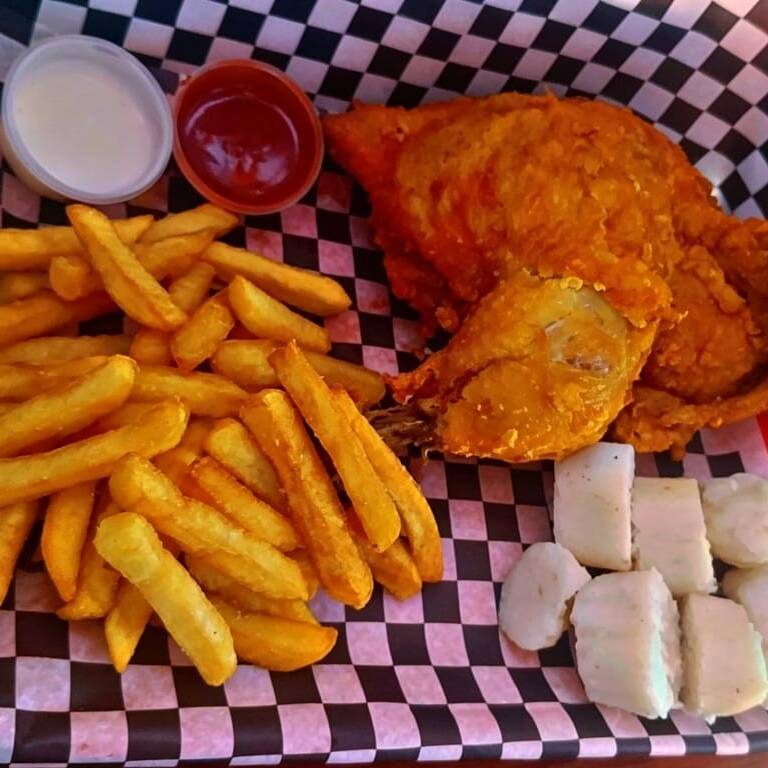 ½ Pollo broaster