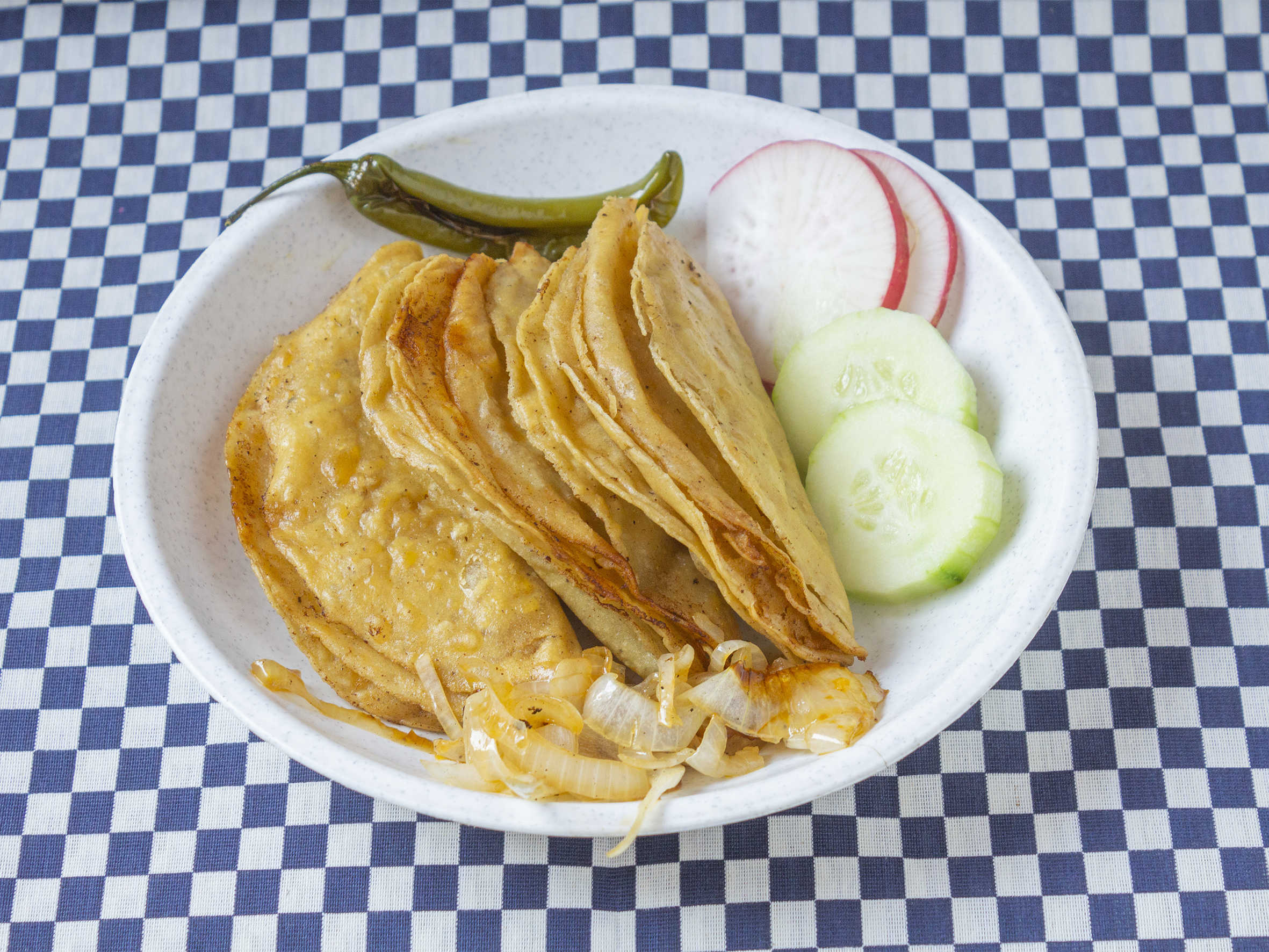 4 Tacos Dorados + 1 Refresco