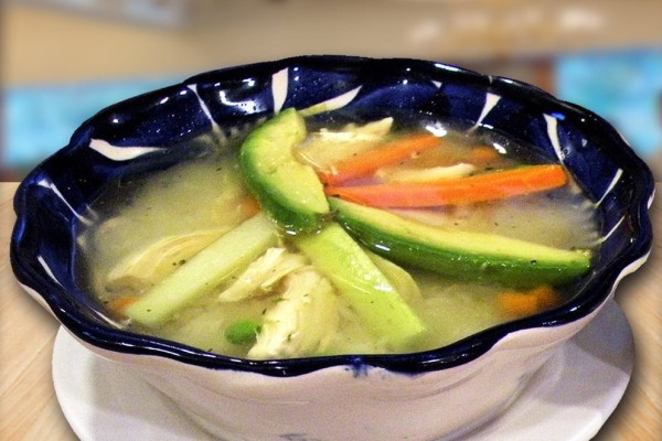Consome de Pollo
