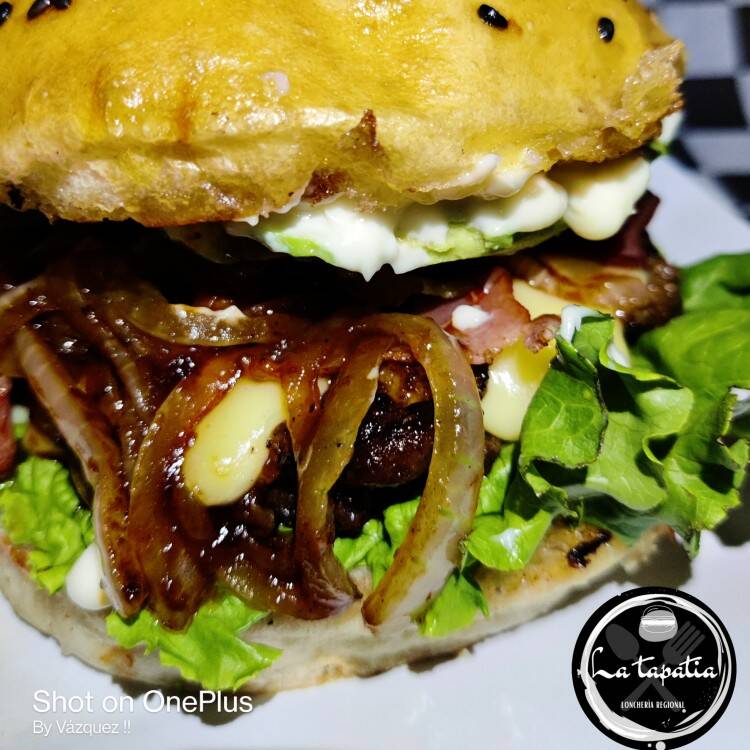 CHESSE BURGER