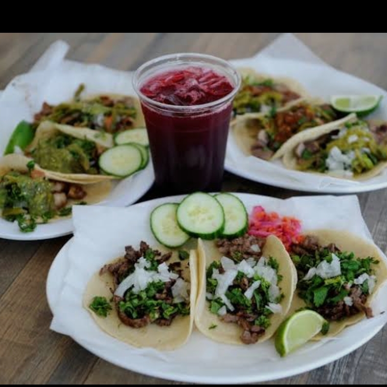 5 Taquitos Pastor y Un Agua 1/2 Litro de Jamaica