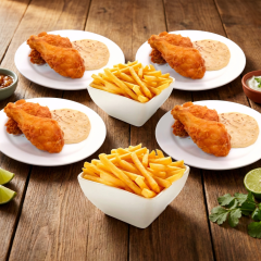 4 Porciones de Pollo + 2 Papas Pequeñas