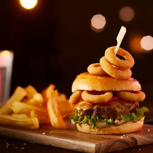 Hamburguesa Aros de Cebolla+ Refresco