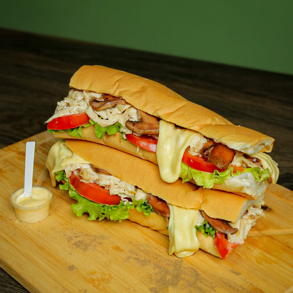 SÁNDWICH POLLO-TOCINETA