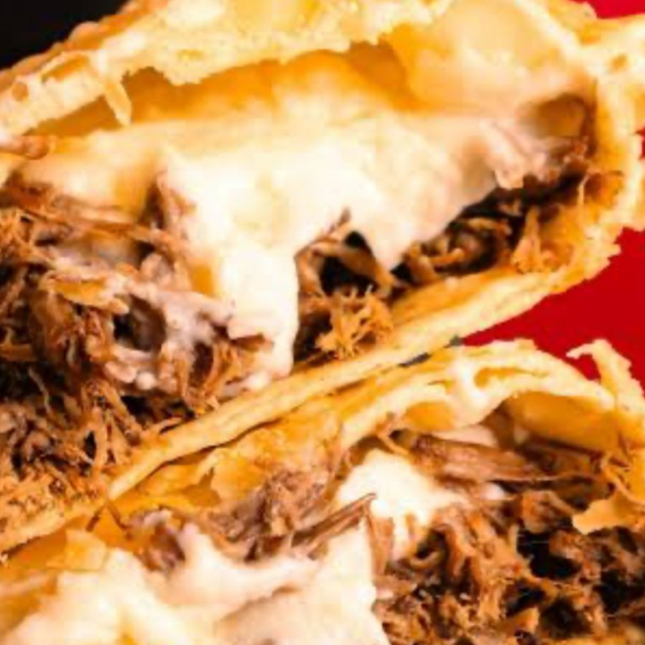 Carne do sol com creme cheese e orégano.