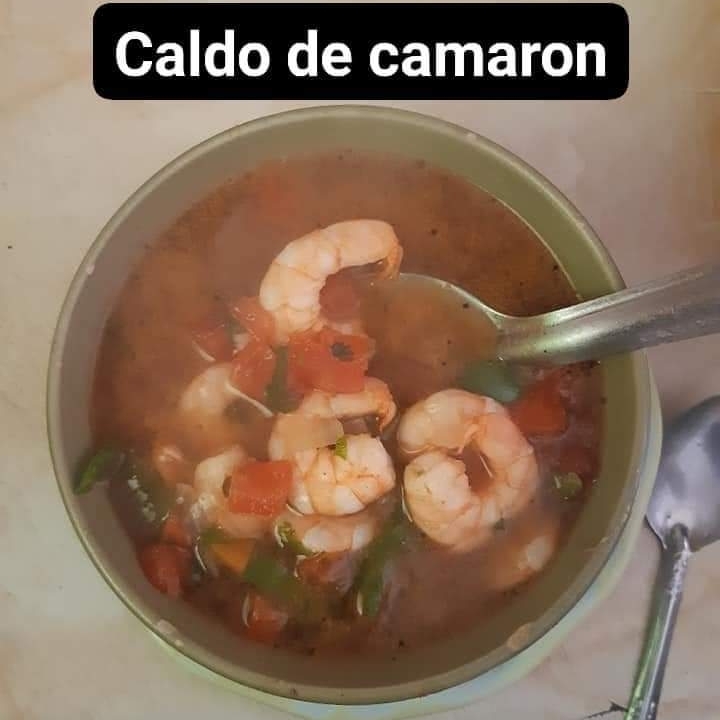 Caldo de Mariscos