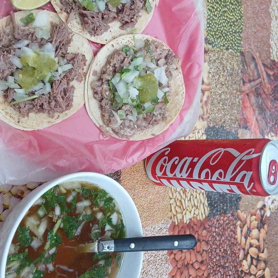 Combo tacos barbacoa de Res + Consomé