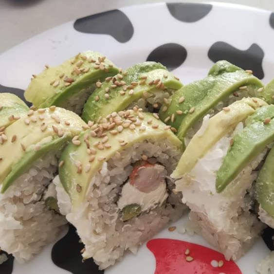 Aguacate Roll