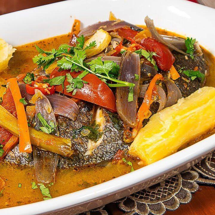 Sudado de Filete de Pescado con Entrada
