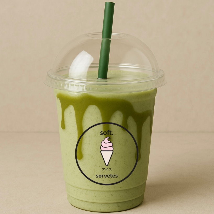 O Vero Pistacchio é uma combinação irresistível de sorvete de baunilha cremoso, batido com leite integral, e enriquecido com uma autêntica pasta de pistache italiano. Sua textura suave e sabor envolvente, destacam o caráter refinado do pistache, tornando este milkshake uma experiência gastronômica inesquecível. Um deleite sofisticado para os paladares mais exigentes. Atenção: Imagem merame