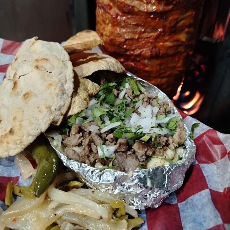 3 Tacos Sirloin + Agua