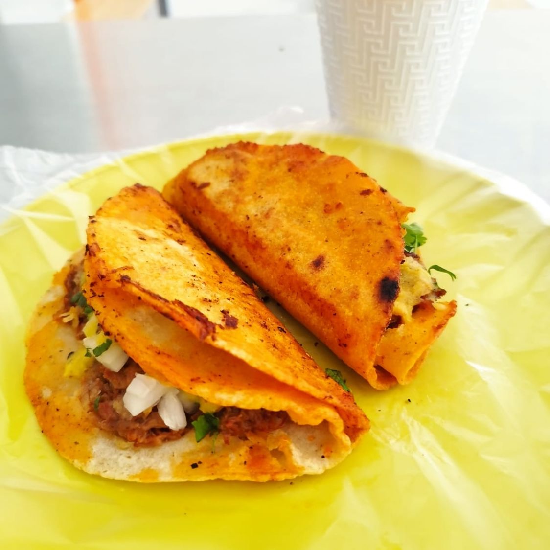 Taco Dorado de Barbacoa