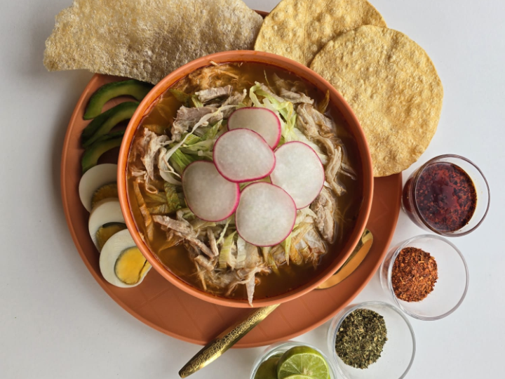 Raíces sazón todo el día