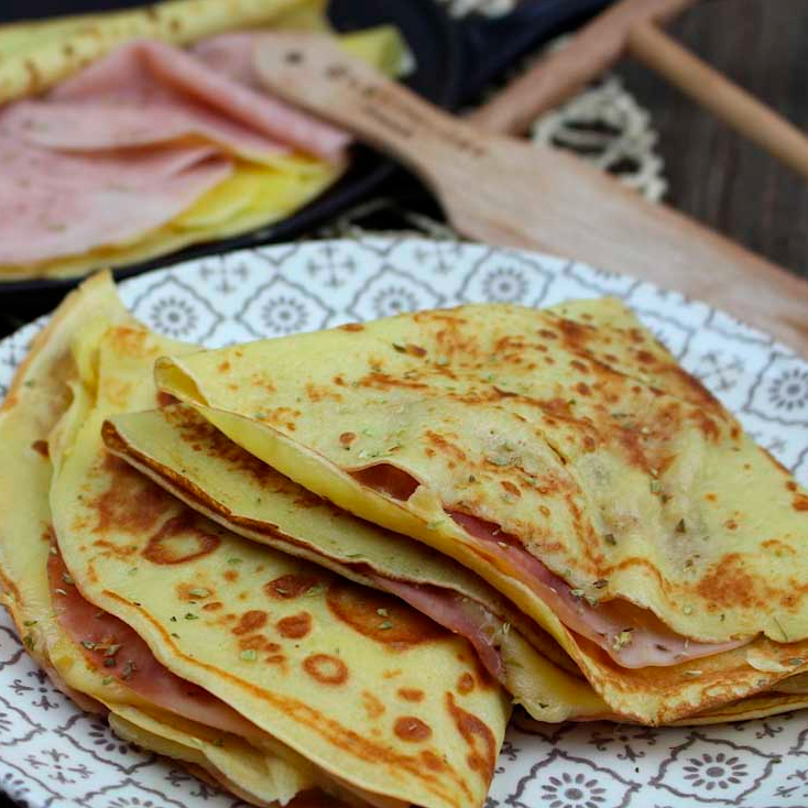 Crepa Salada de Jamón de Pavo y Queso Manchego