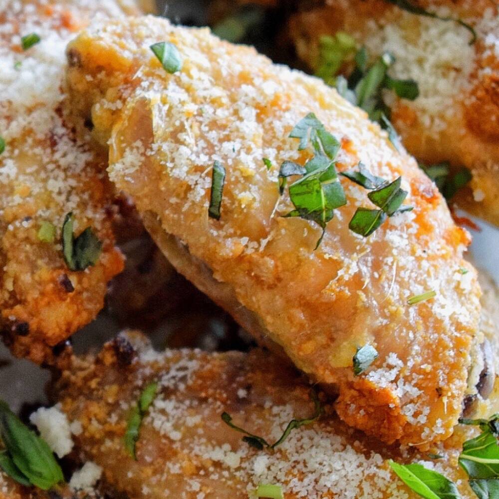 ALITAS PARMESANO