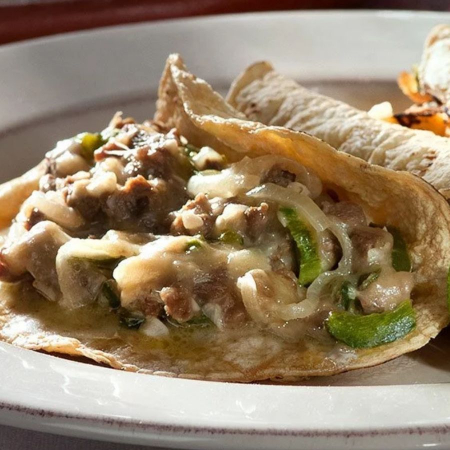 Tacos con Queso Asadero