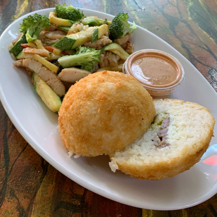 Sushi Bola de Pollo + Teriyaki de Pollo