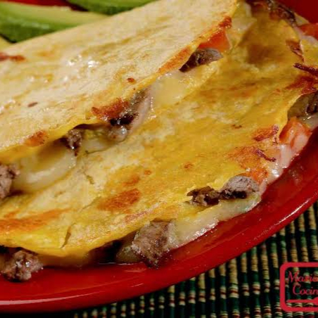 Quesadilla De Chorizo Con Quesillo
