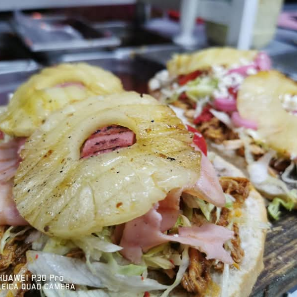 Torta Hawaina Grande