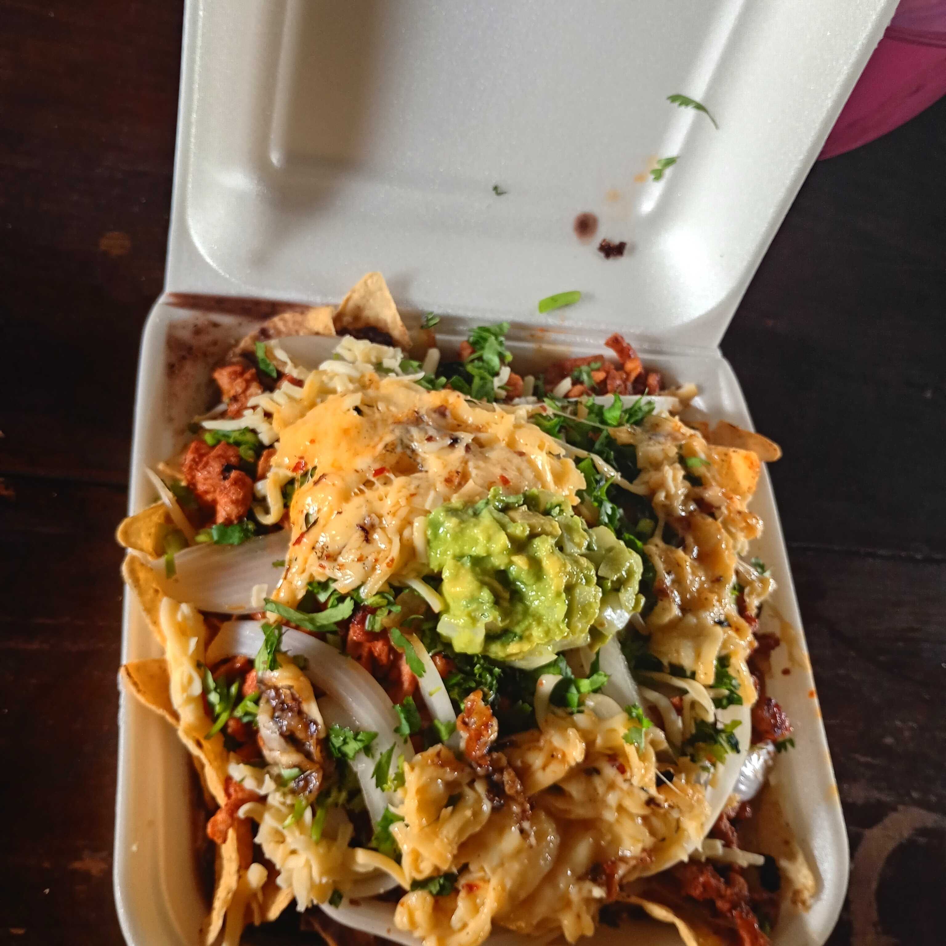 Nachos de Pollo Asado Ahumado
