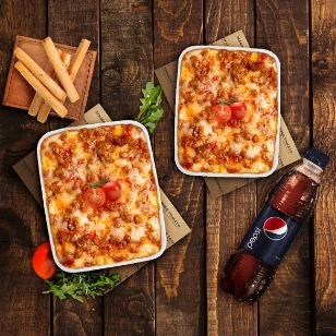 Para Dos - 2 Lasagnas + Pan al Ajo + Gaseosa 1.L
