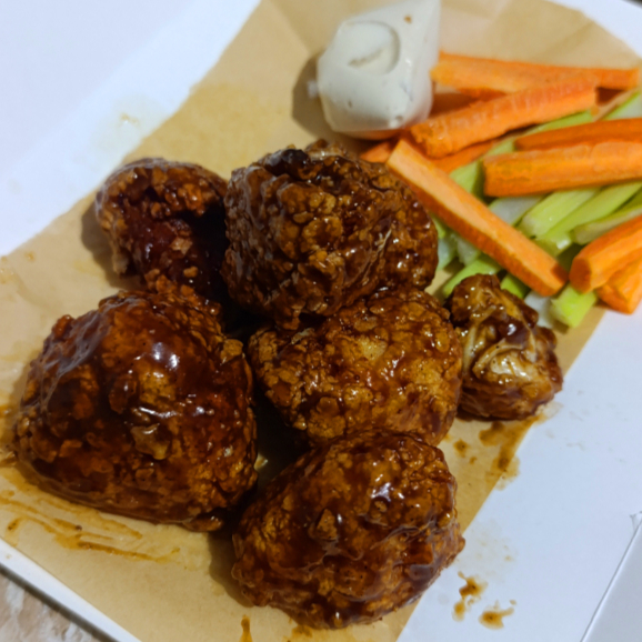 6 Boneless BBQ + Complementos