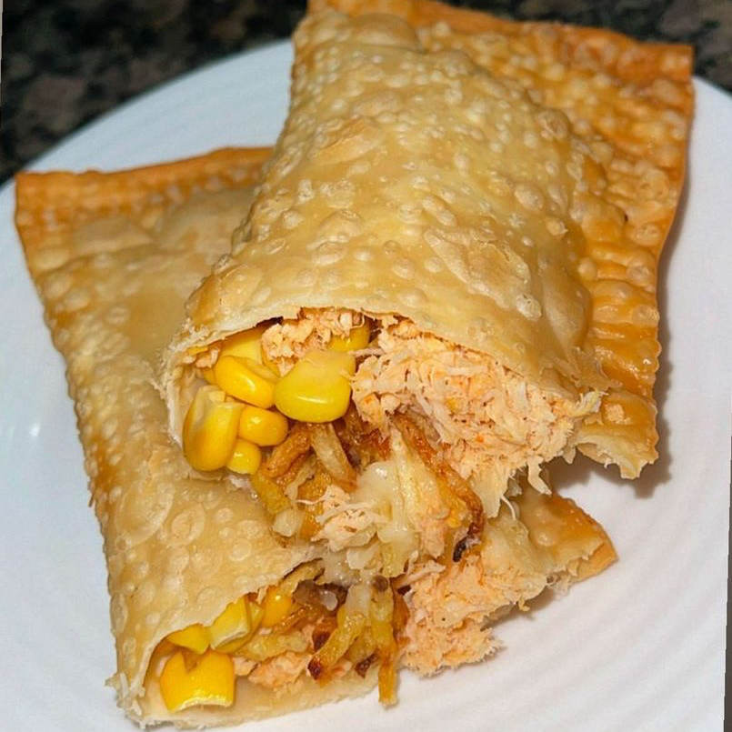 FRANGO,MILHO,CATUPIRY,E BATATA PALHA