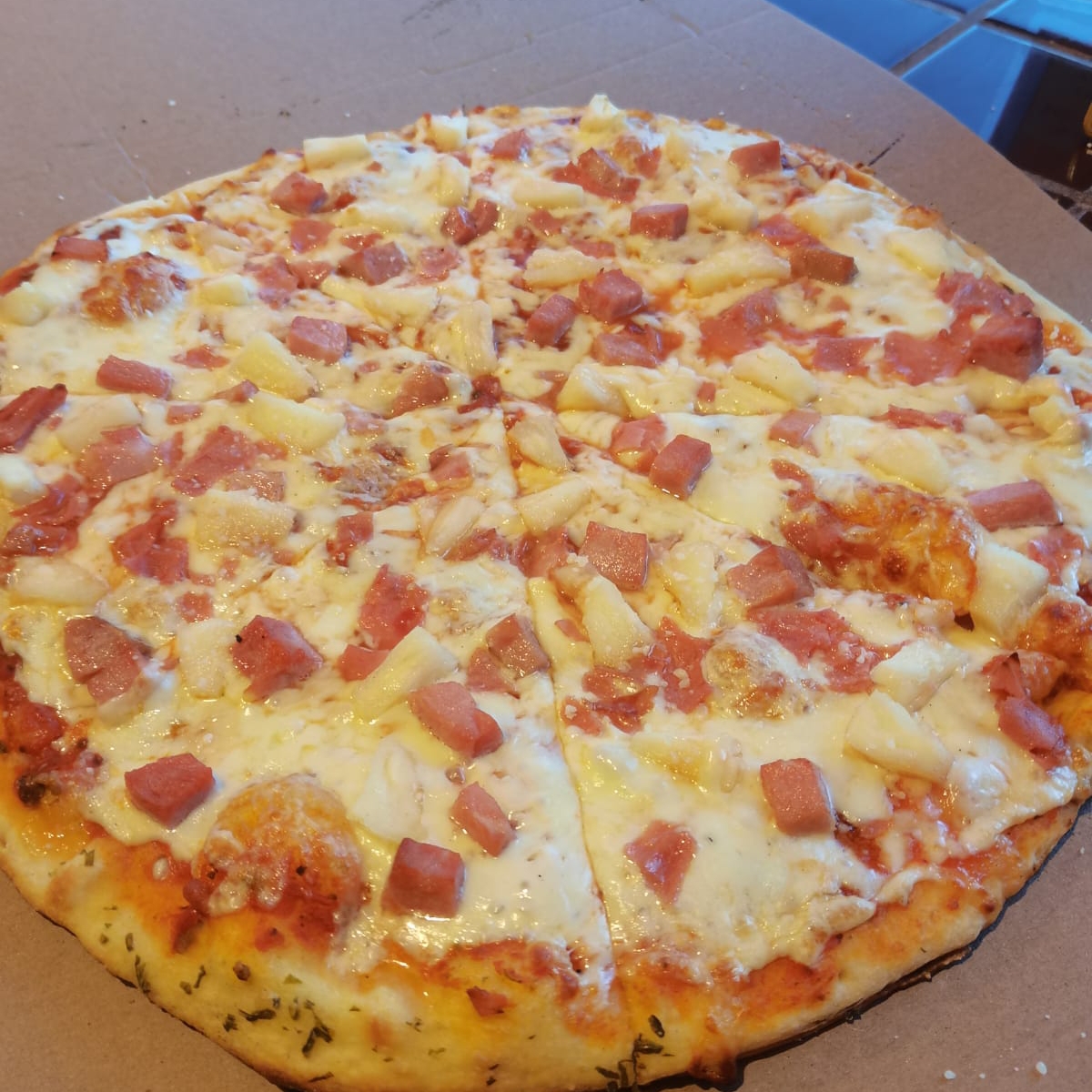 Pizza Hawaiana