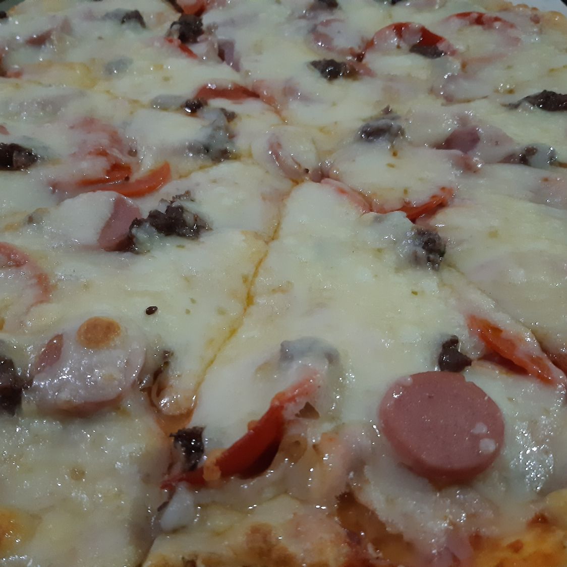 Pizza Carnes Frías Grande 14"